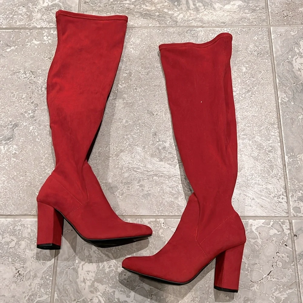Wild Pair Brvye Knee-High Boots in Red, NWT, Size 6